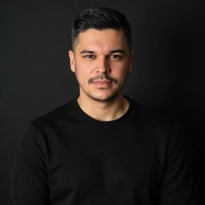 Yordan Aleksiev, Hoofd Risico at Cardflo